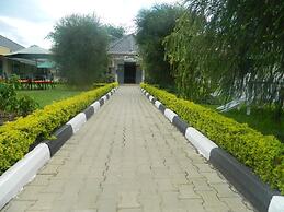 Igongo Country Hotel & Cultural Centre