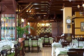 Hotel Azofra