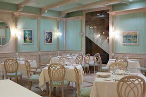 Hotel Azofra