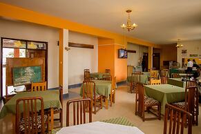 Meru Safari Hotel