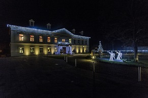 Zámeček Petrovice