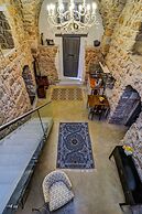 Akotika Boutique