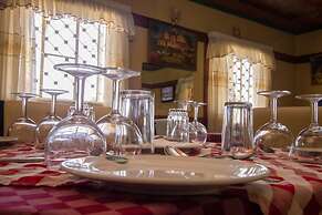 Jamindas Paradise Motel