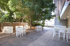 Tabar Hotel