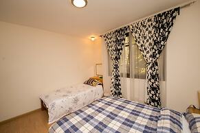 Kates Apartments