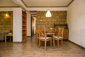 Kates Apartments