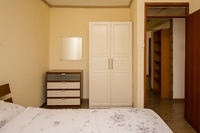 Kates Apartments