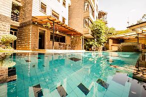 Kates Apartments