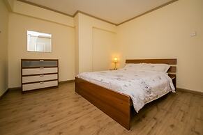 Kates Apartments