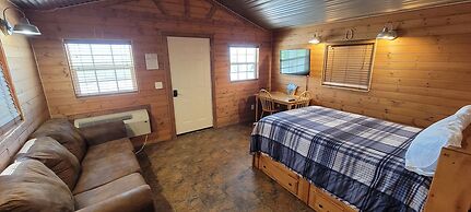 Stateline Cabins & RV