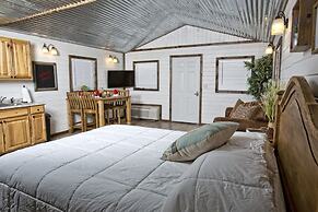 Stateline Cabins & RV