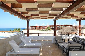 Aldea Thai by Playa Moments
