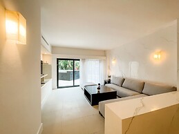 Aldea Thai by Playa Moments