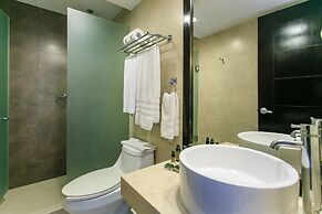 Aldea Thai by Playa Moments