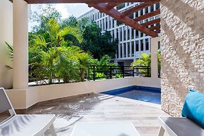 Aldea Thai by Playa Moments