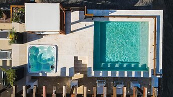 Aldea Thai by Playa Moments