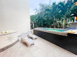 Aldea Thai by Playa Moments