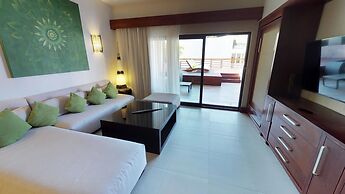 Aldea Thai by Playa Moments