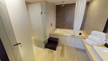 Aldea Thai by Playa Moments