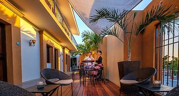 The Vibe Bed & Breakfast - Adults Only