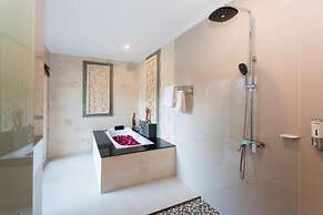 Kubu Petitenget Suite Seminyak