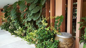 Juntima Place at Amphawa