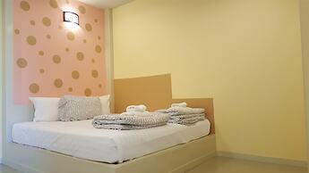 Juntima Place at Amphawa