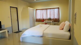 Juntima Place at Amphawa