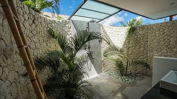 La Joya Balangan Resort