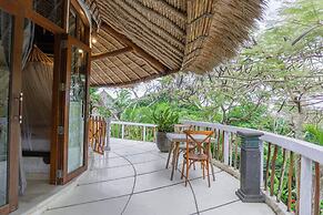 La Joya Balangan Resort