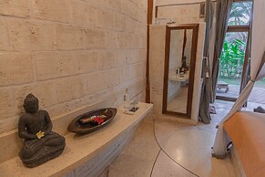 La Joya Balangan Resort