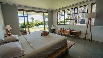 La Joya Balangan Resort