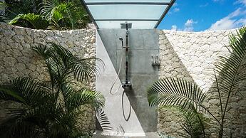 La Joya Balangan Resort