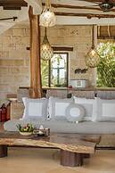 La Joya Balangan Resort