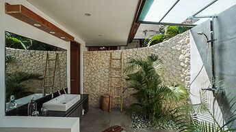 La Joya Balangan Resort