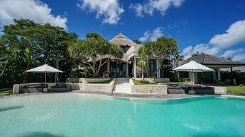 La Joya Balangan Resort