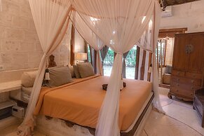 La Joya Balangan Resort