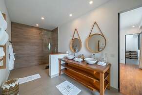 La Joya Balangan Resort