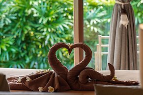 La Joya Balangan Resort