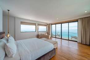 La Joya Balangan Resort