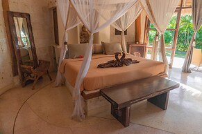 La Joya Balangan Resort