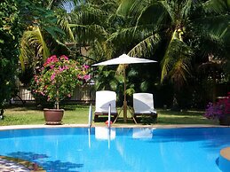 Coconut Paradise Holiday Villas