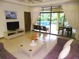 Coconut Paradise Holiday Villas