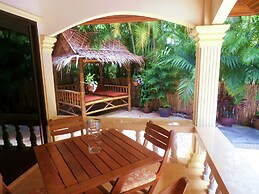 Coconut Paradise Holiday Villas