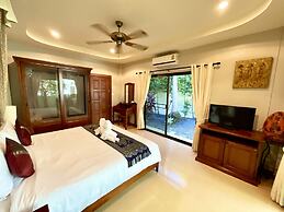 Coconut Paradise Holiday Villas