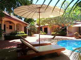 Coconut Paradise Holiday Villas