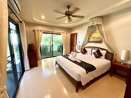 Coconut Paradise Holiday Villas