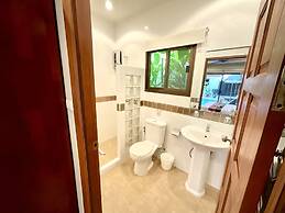 Coconut Paradise Holiday Villas