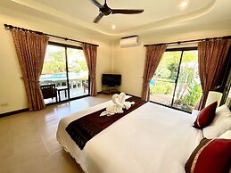 Coconut Paradise Holiday Villas