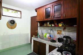 Morotai Camp Hostel -Adult Only